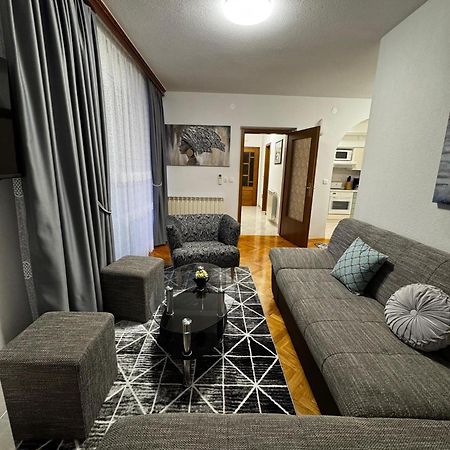 Senada Apartments Selce Esterno foto