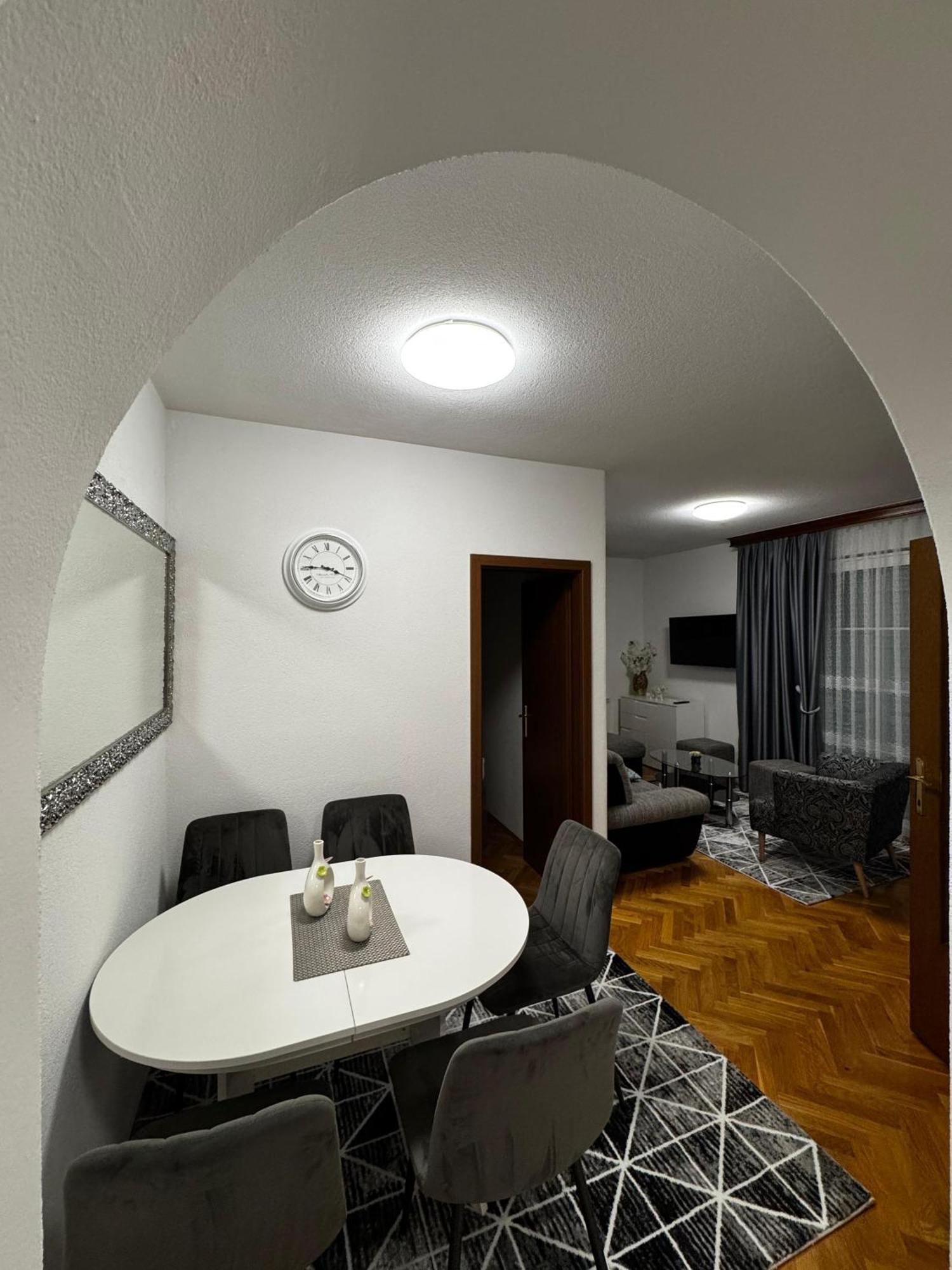 Senada Apartments Selce Esterno foto