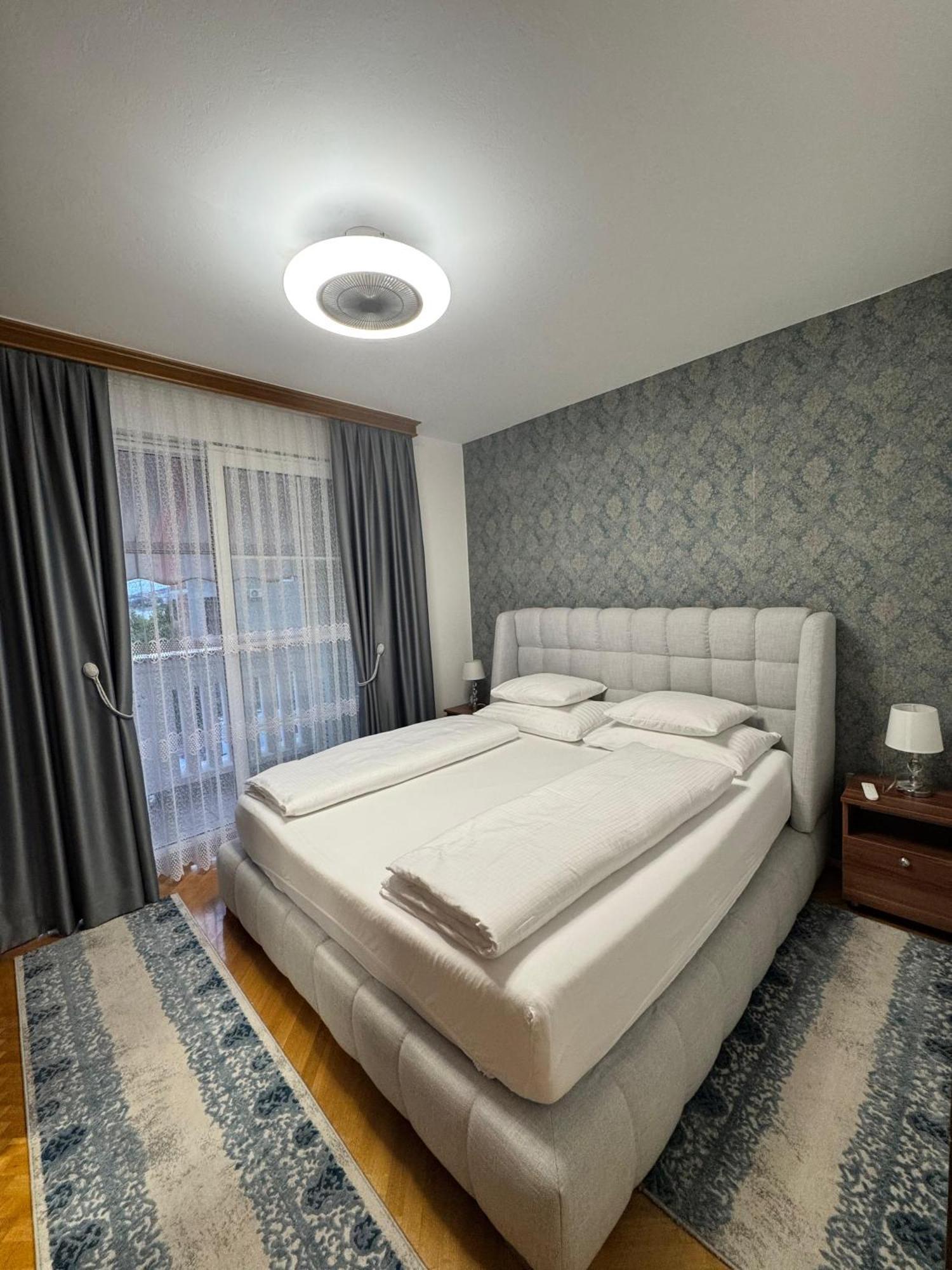 Senada Apartments Selce Esterno foto